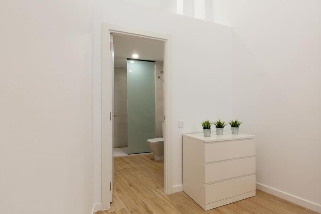 Appartement Nuevo Loft En Playa Y Cerca Del Centro, Ac Y Wifi à Valence Extérieur photo
